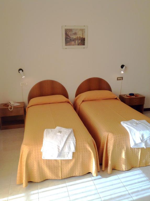 Hotel Cristina San Rocco di Piegara Room photo